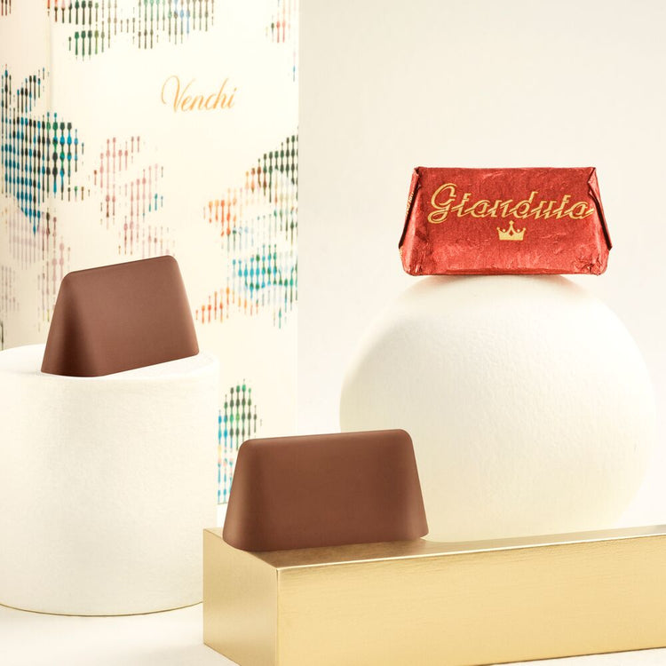 N. 3 榛果巧克力角- Venchi Taiwan