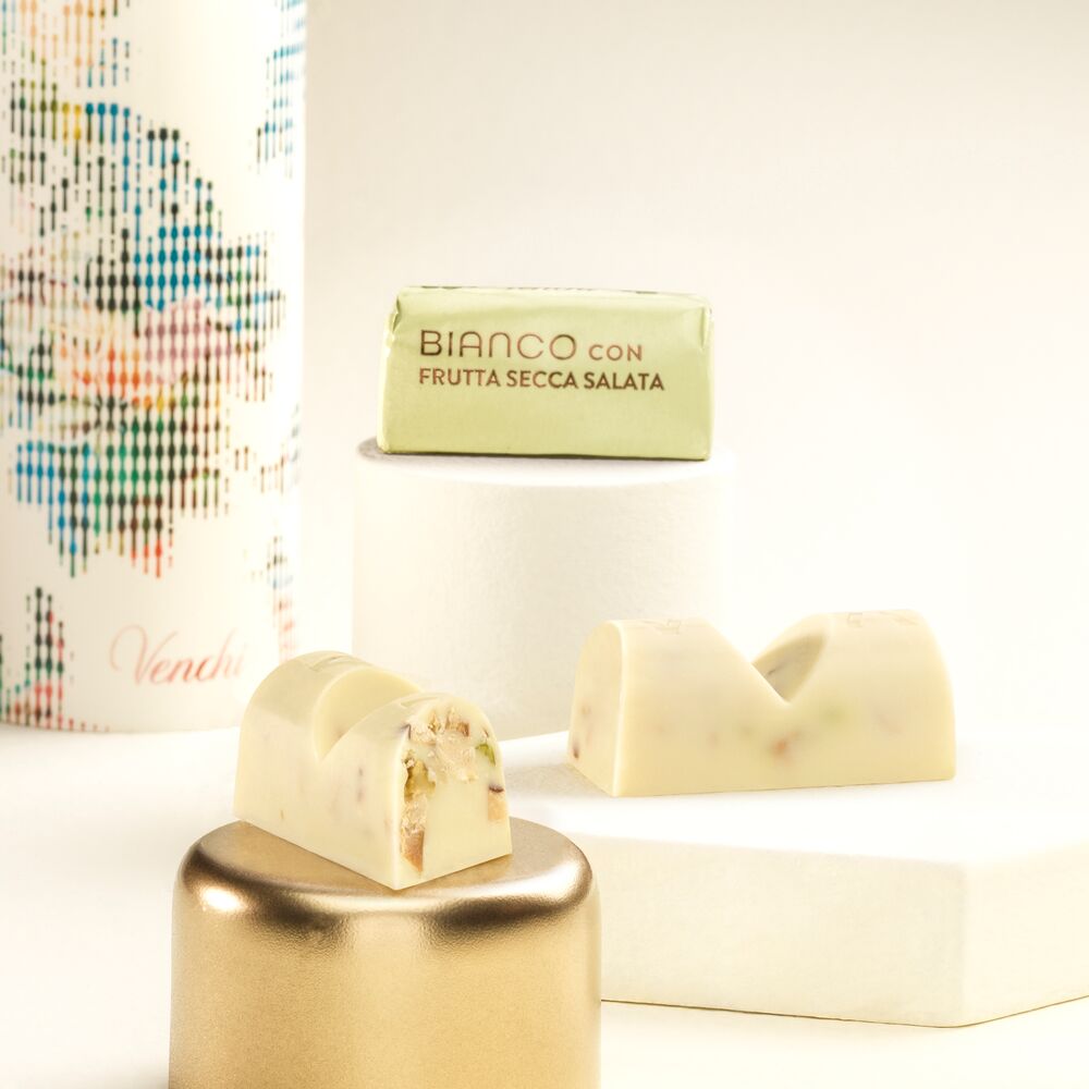 原顆鹽味果仁白巧克力磚 100g