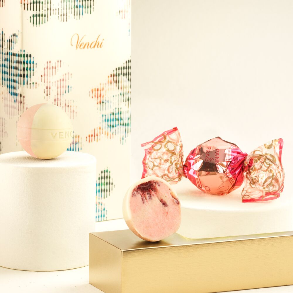 草莓慕斯巧克力球 100g